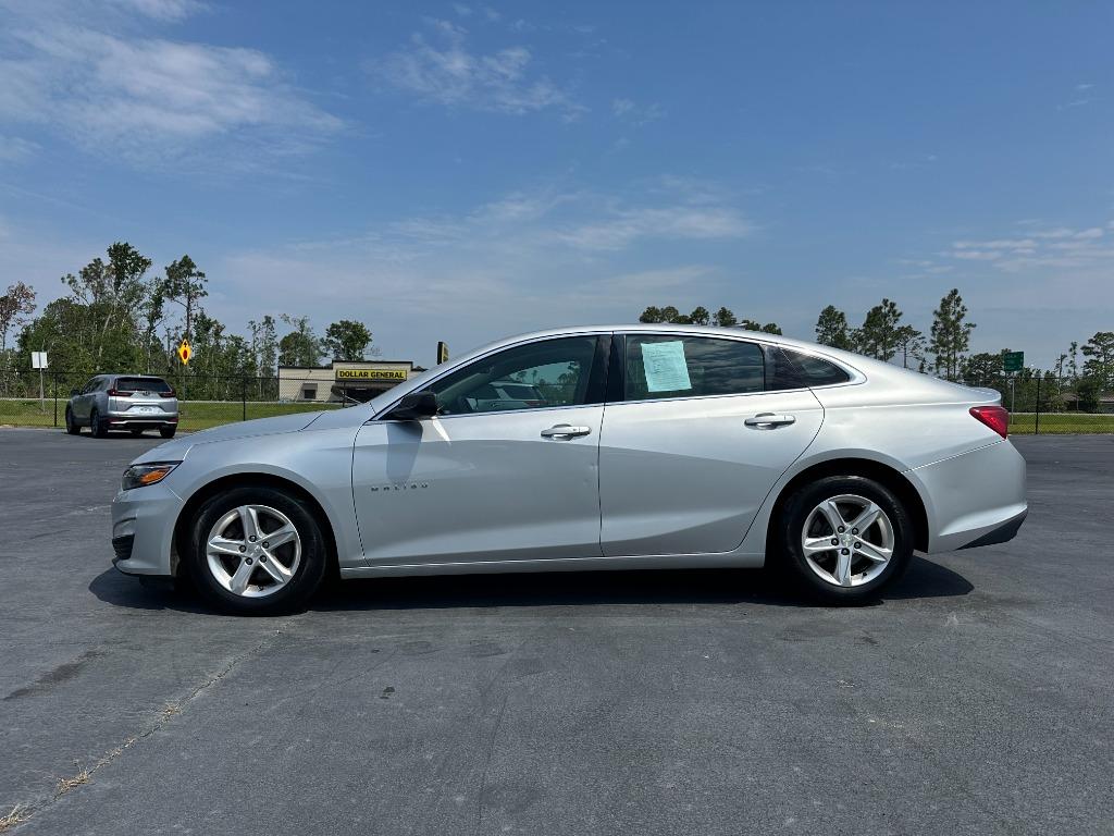 2021 Chevrolet Malibu's photo