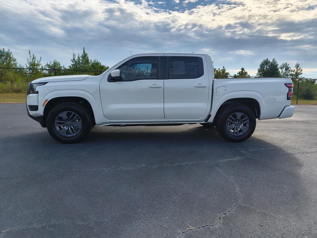 2025 Nissan Frontier SV's photo