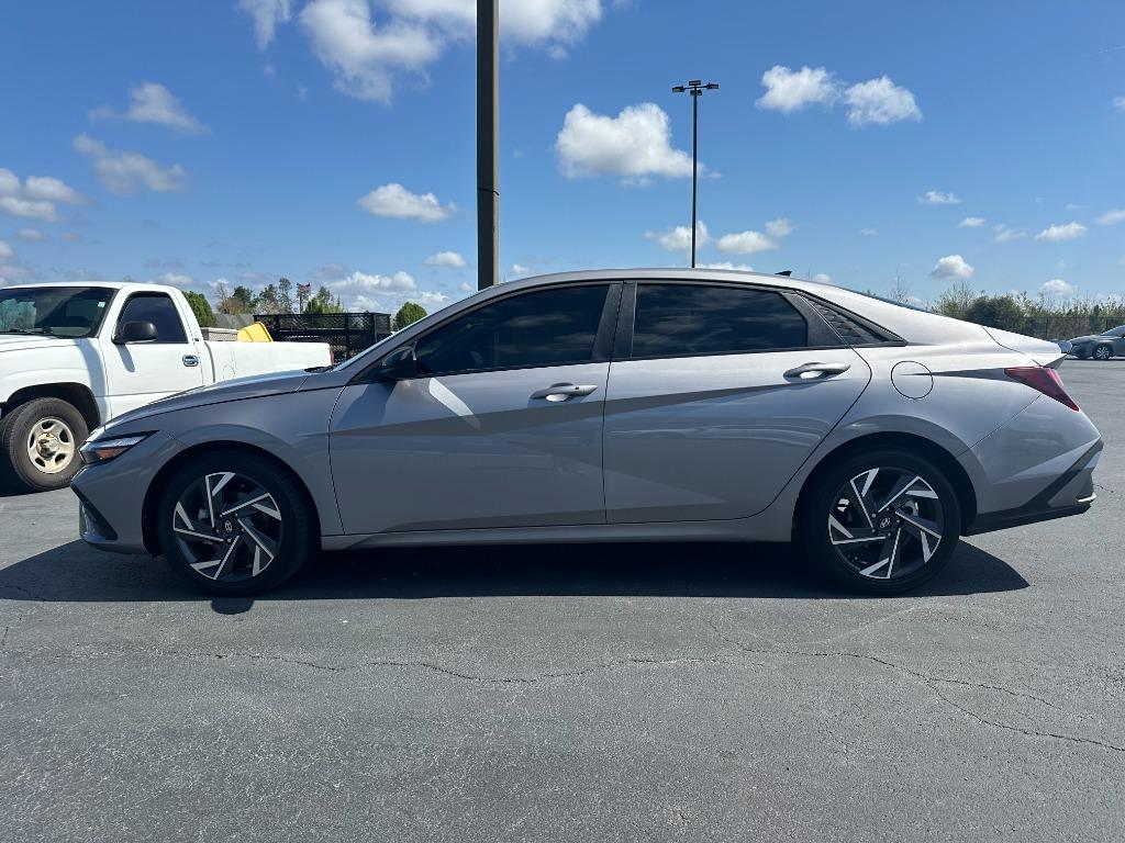2025 Hyundai Elantra SEL