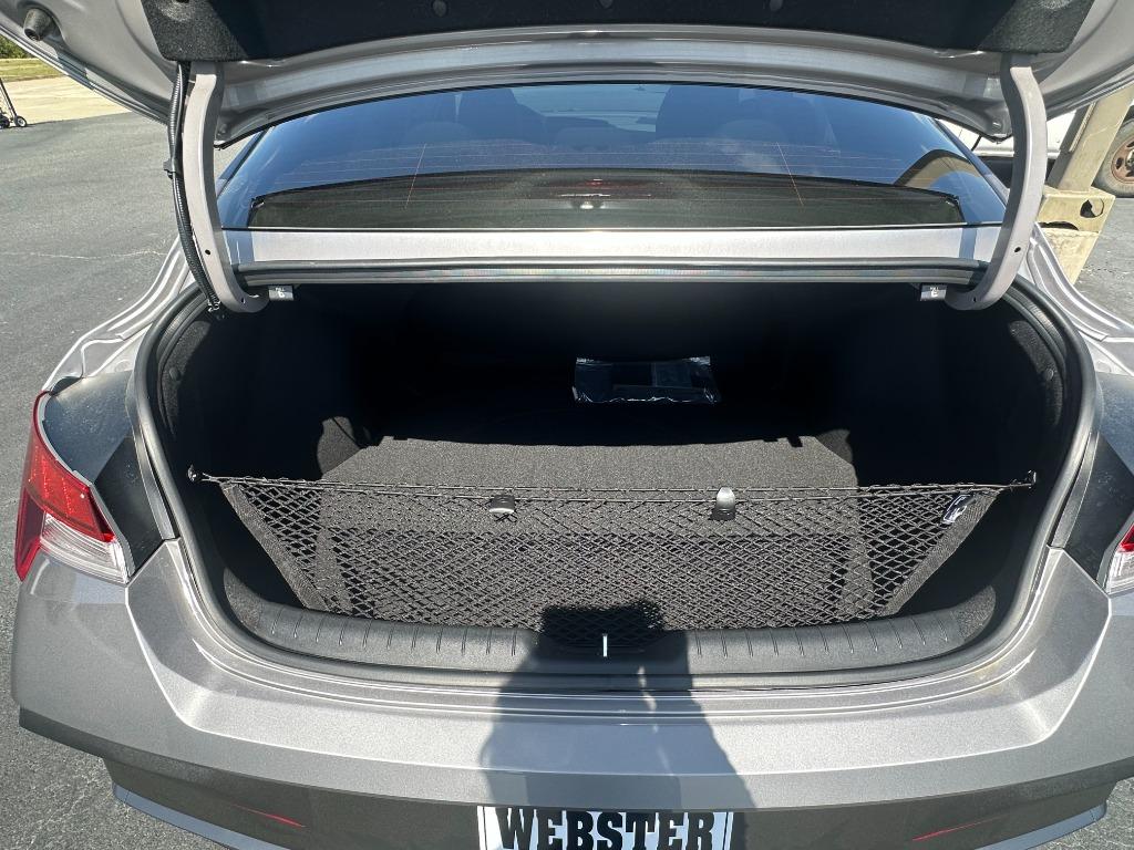 2025 Hyundai Elantra SEL - Photo 7