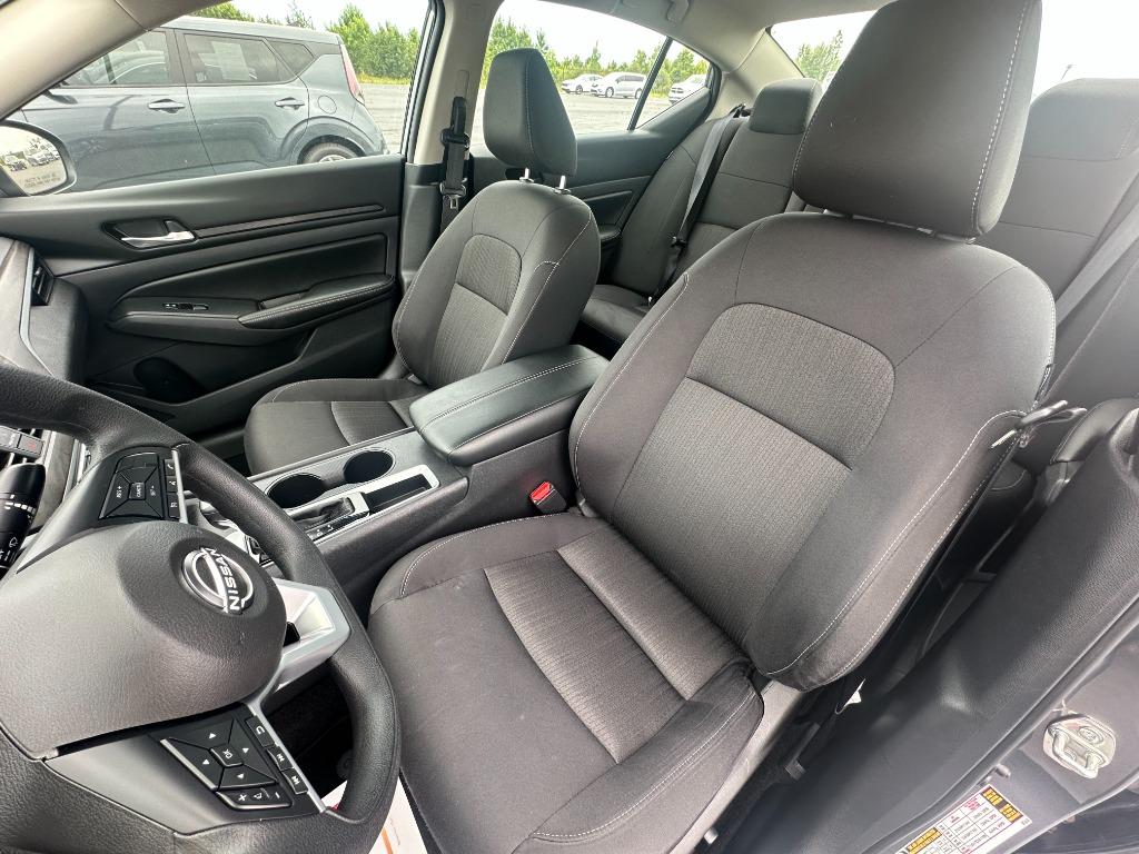 2025 Nissan Altima SV - Photo 10