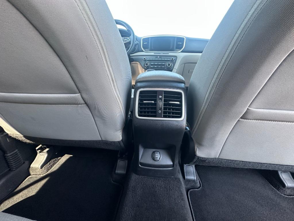 Kia Sportage photo 16