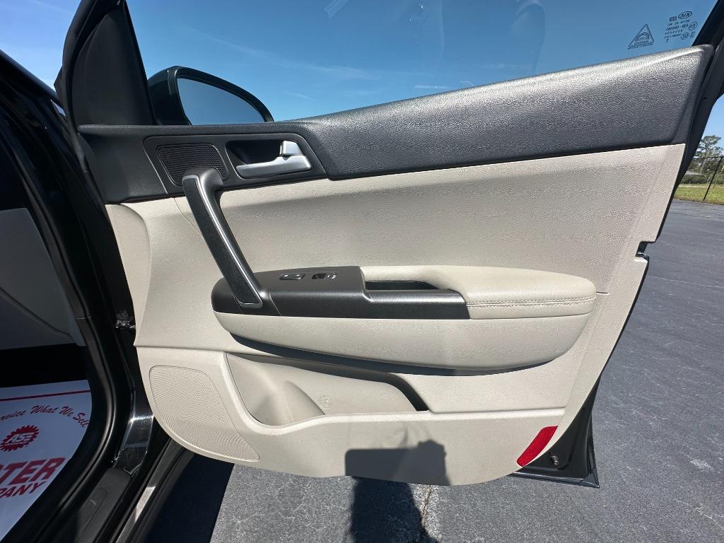 Kia Sportage photo 21