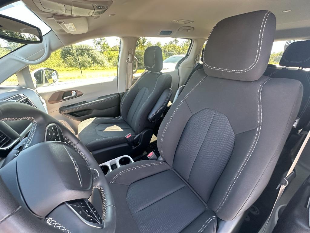 Chrysler Voyager photo 10