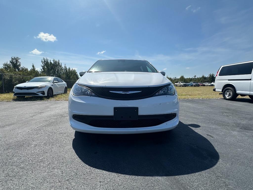Chrysler Voyager photo 3