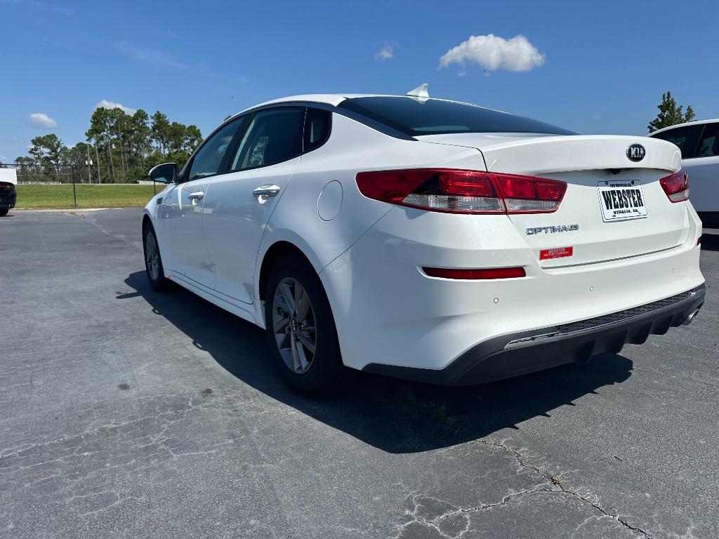 Kia Optima photo 8