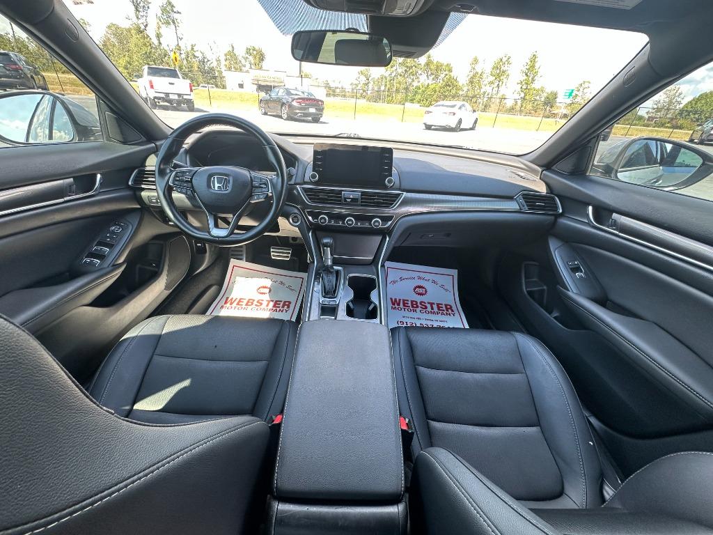 Honda Accord photo 13